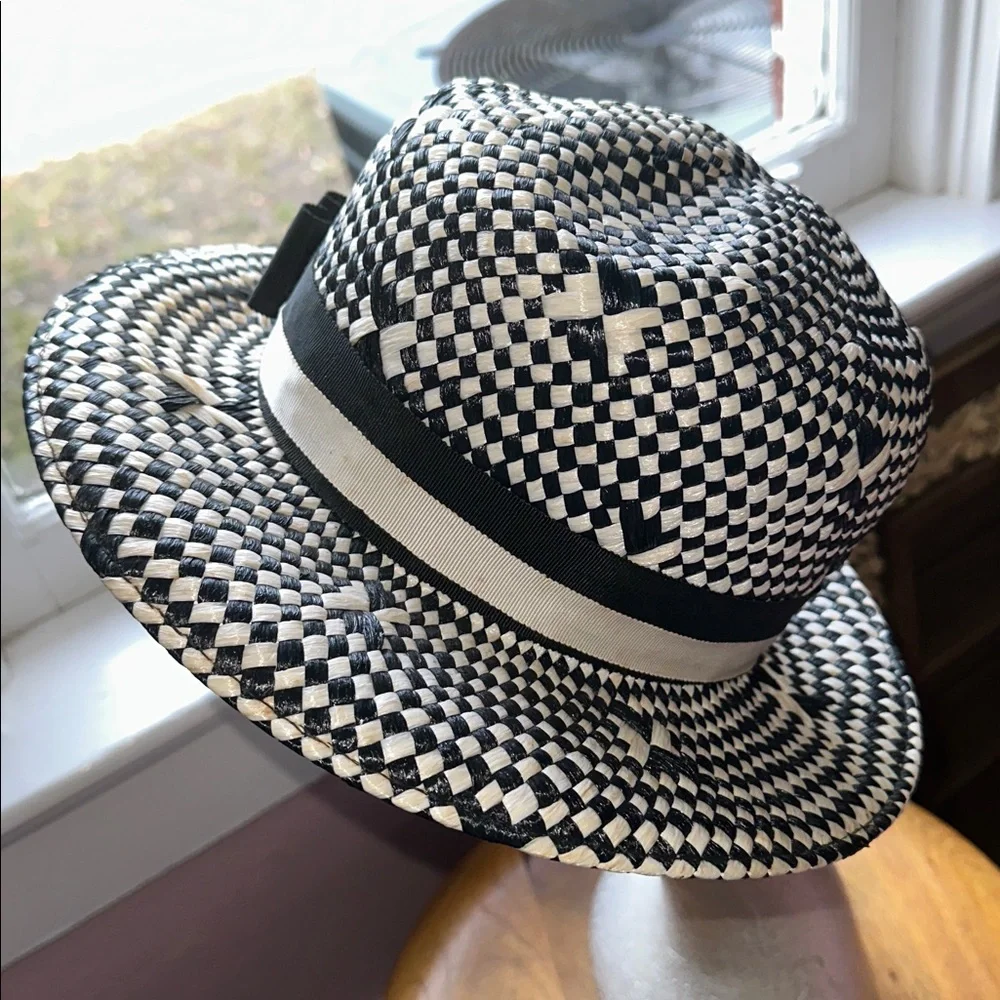 Vintage 60s Mod‎ Look  Sears Black & White Woven Hat with Ribbon Bow